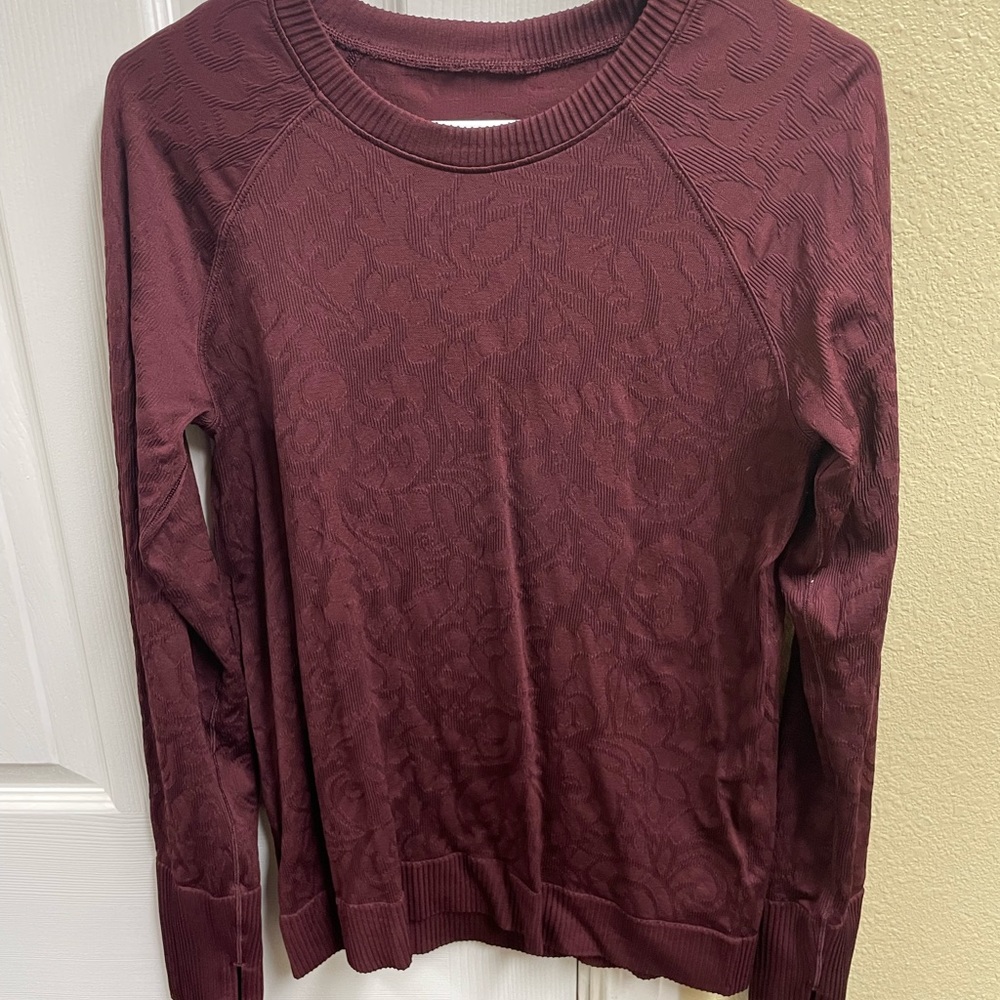 Lululemon rest less pullover - size 12